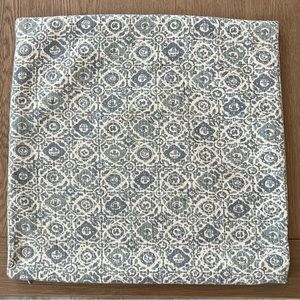 PotteryBarn 20 x 20 Pillow Cover